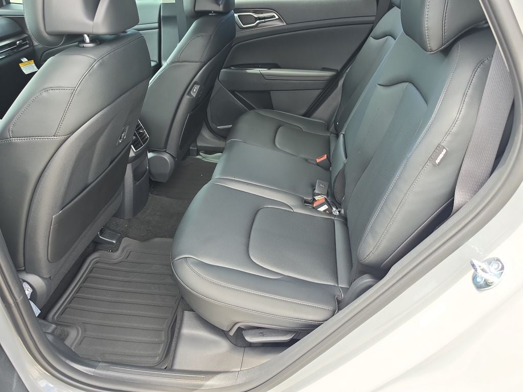 2027 Kia Sportage EX