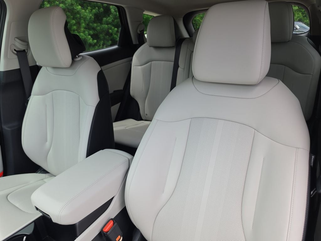 2027 Kia Sportage EX
