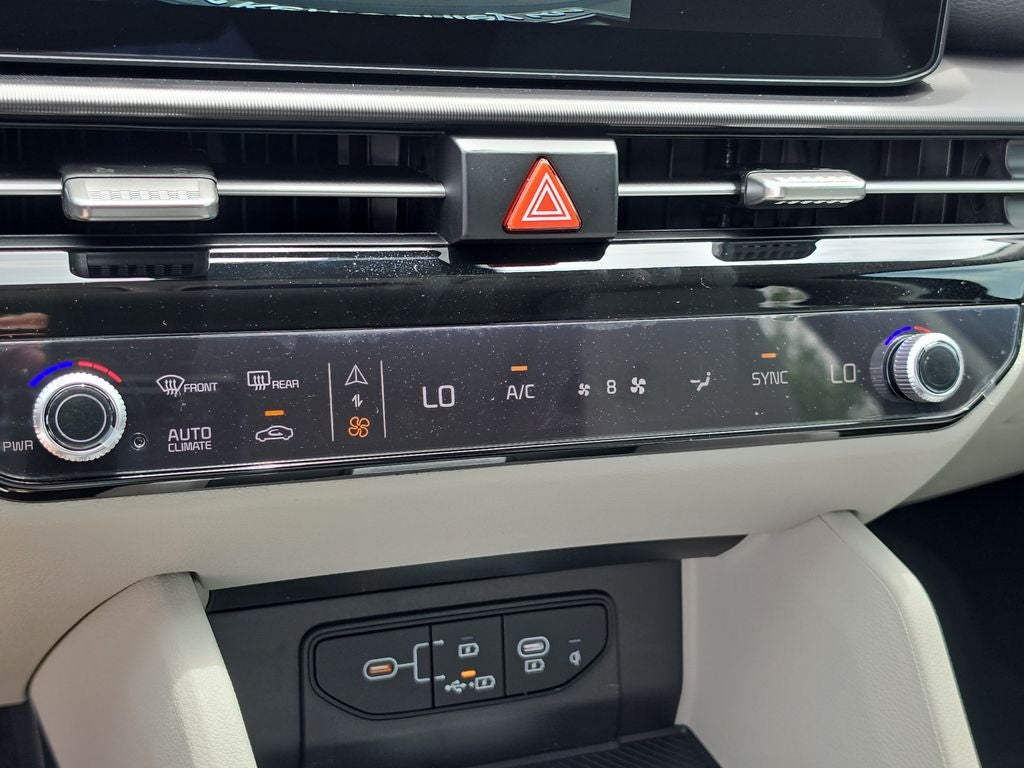 2027 Kia Sportage EX