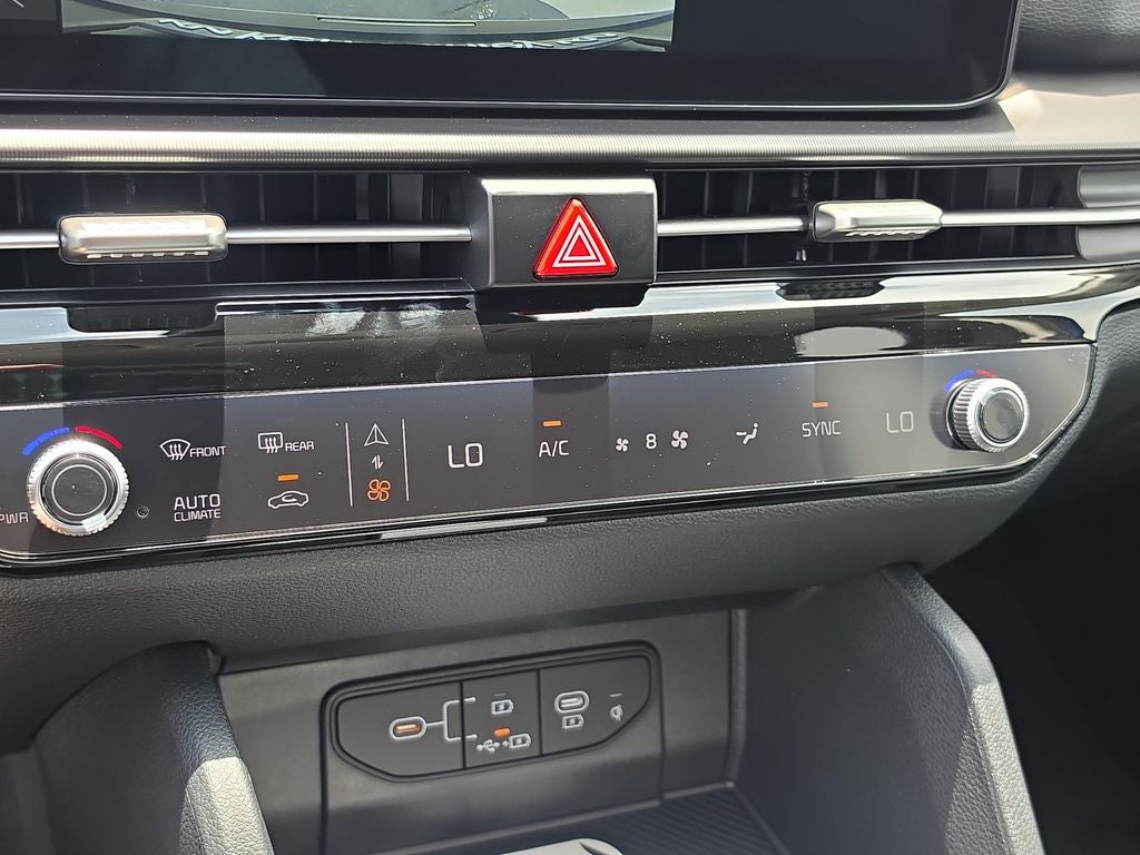 2027 Kia Sportage EX