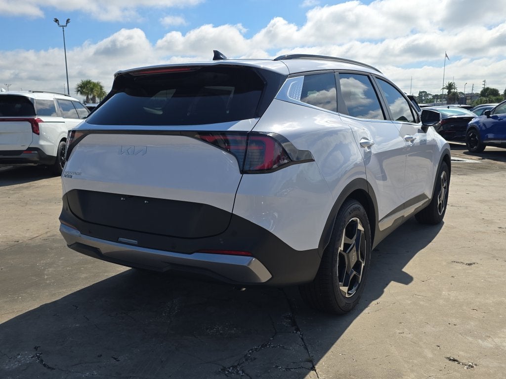 2027 Kia Sportage EX