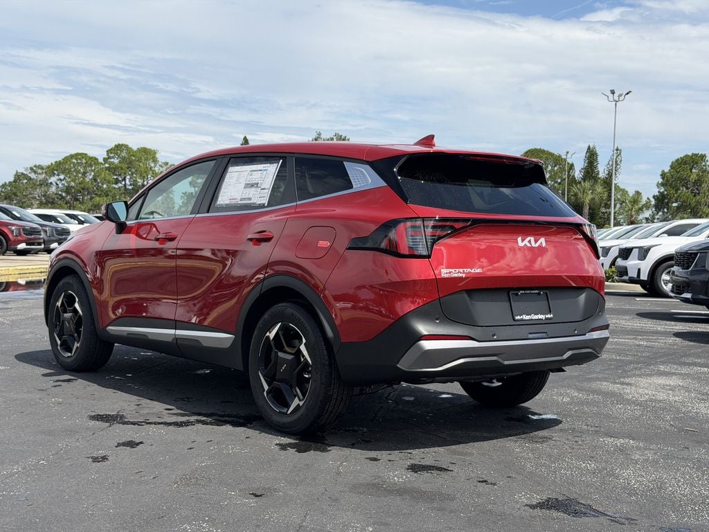 2027 Kia Sportage EX
