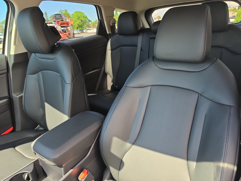 2027 Kia Sportage EX