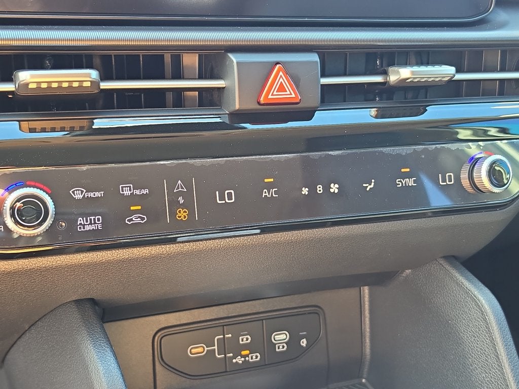 2027 Kia Sportage EX