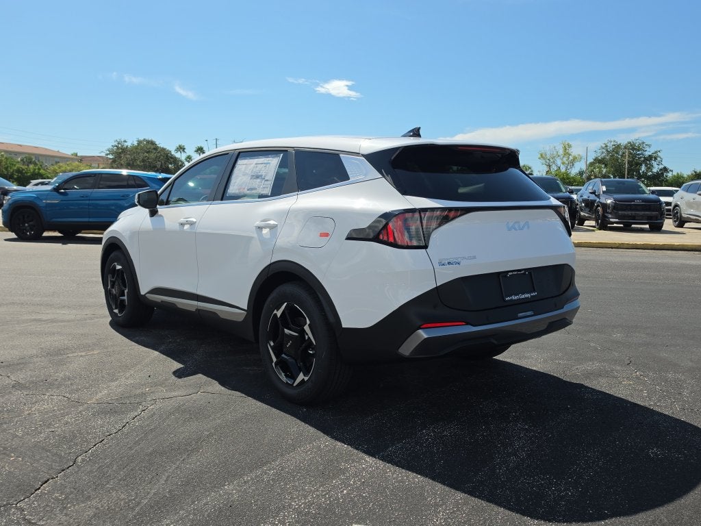 2027 Kia Sportage EX