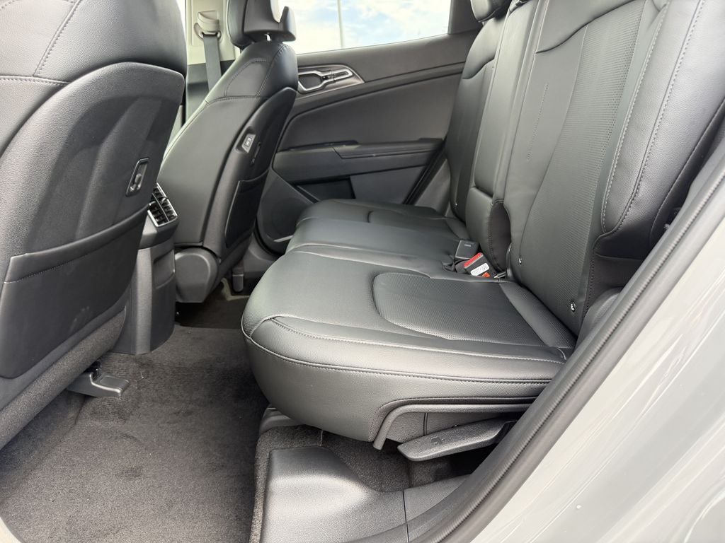2027 Kia Sportage EX