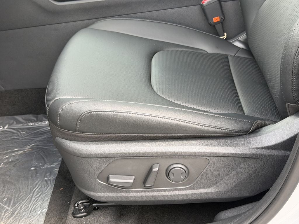 2027 Kia Sportage EX