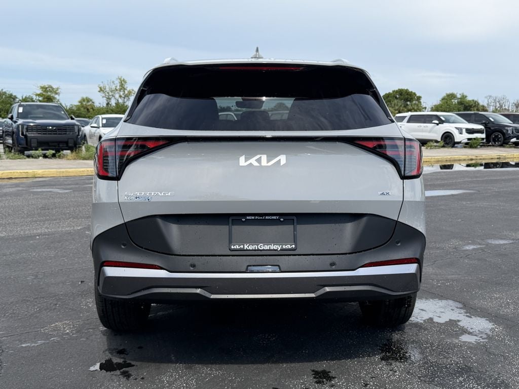 2027 Kia Sportage EX