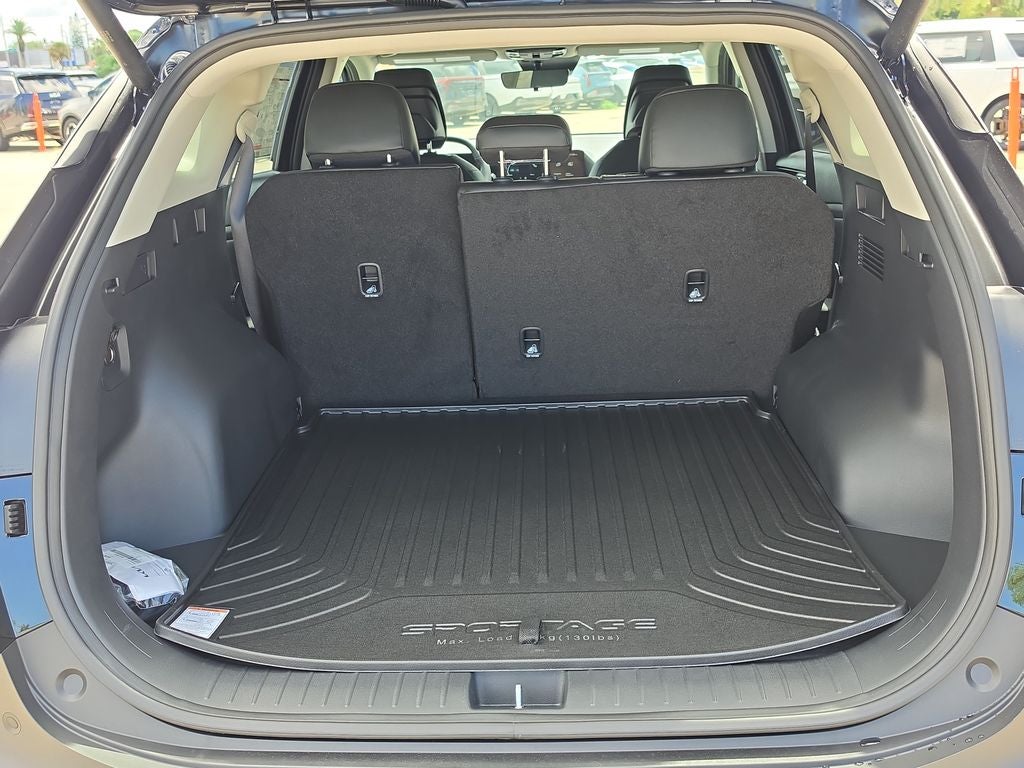 2027 Kia Sportage EX