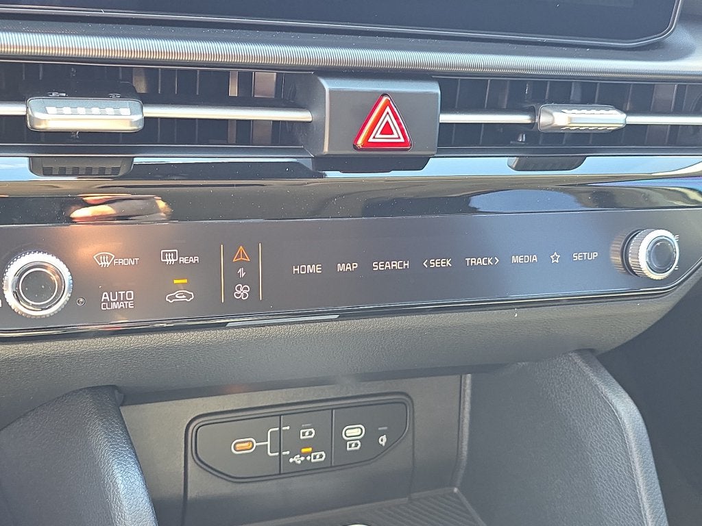 2027 Kia Sportage SX