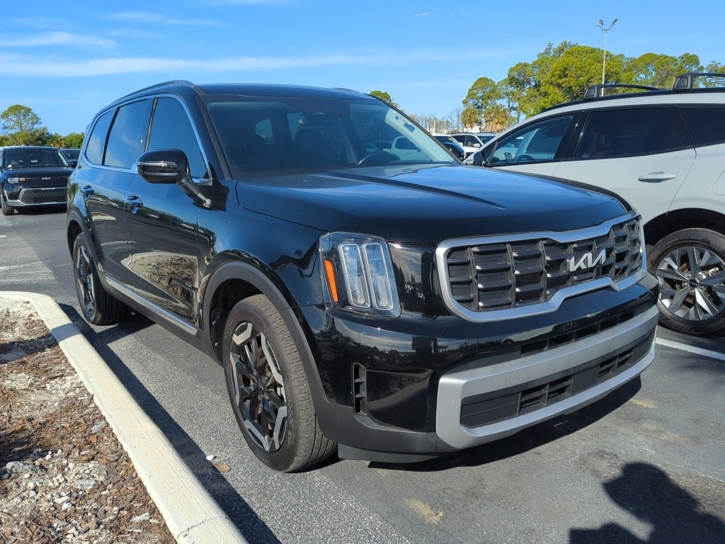 2023 Kia Telluride S
