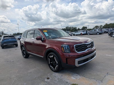 2023 Kia Telluride S