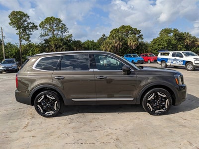 2025 Kia Telluride S