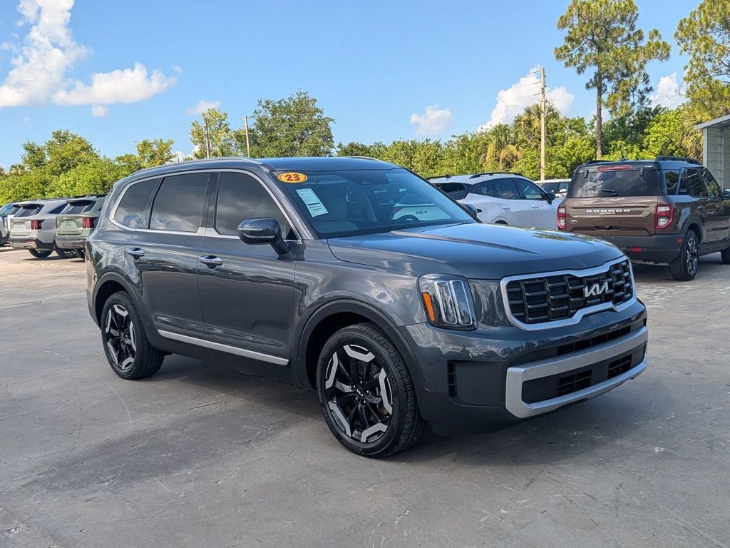 2023 Kia Telluride S