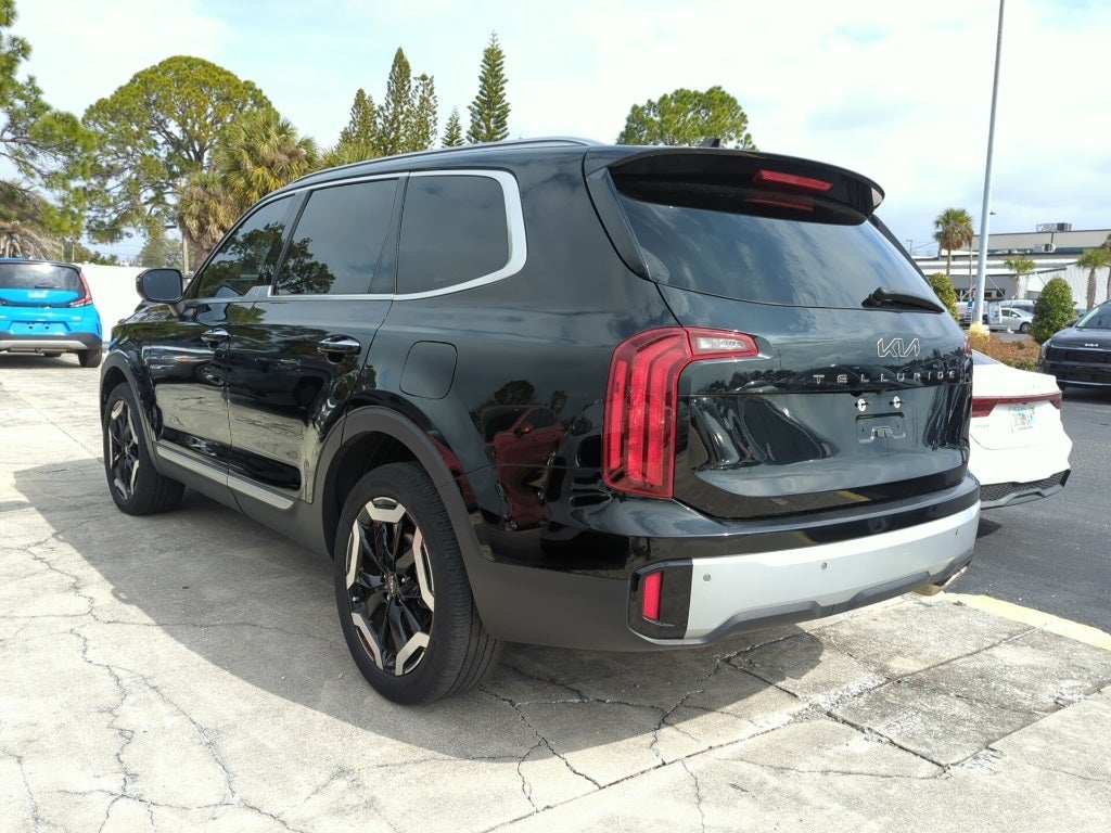 2023 Kia Telluride S