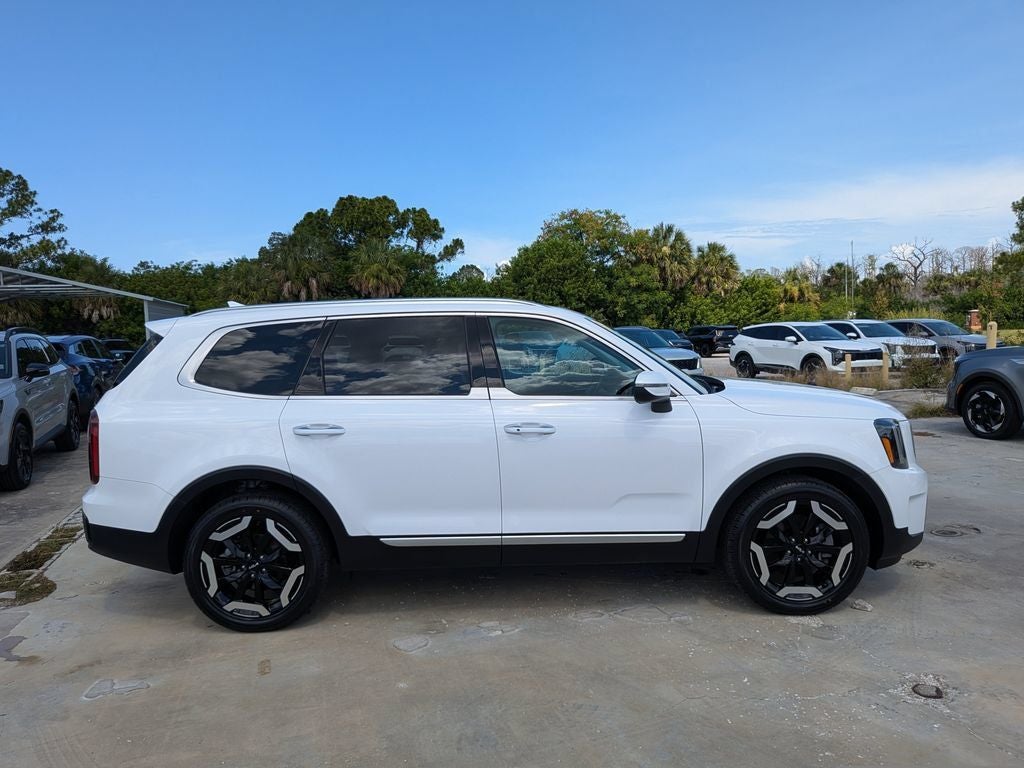 2023 Kia Telluride S