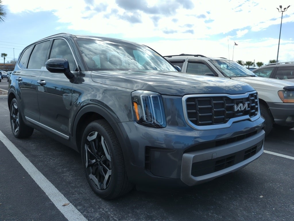 2023 Kia Telluride S
