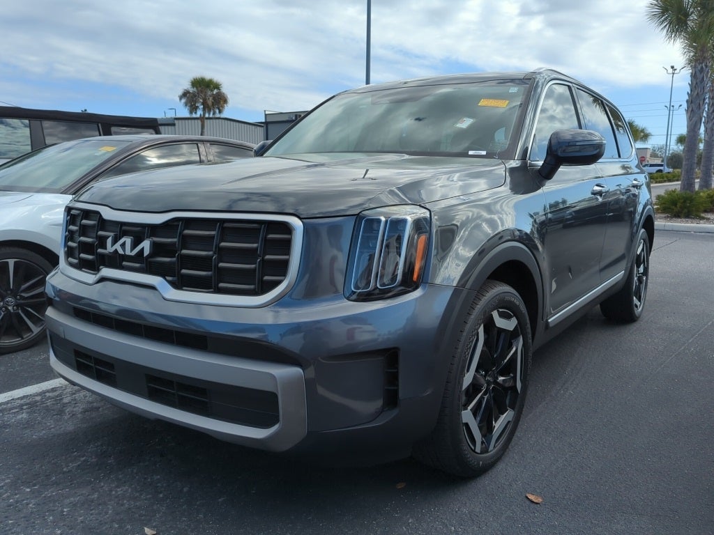 2023 Kia Telluride S