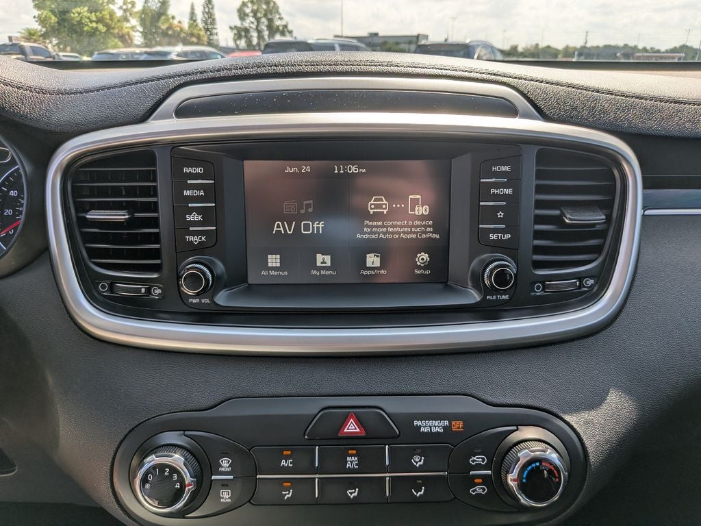 2019 Kia Sorento LX