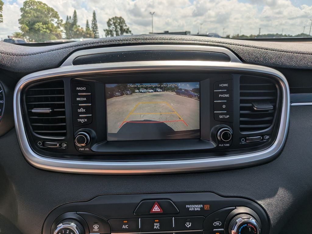 2019 Kia Sorento LX