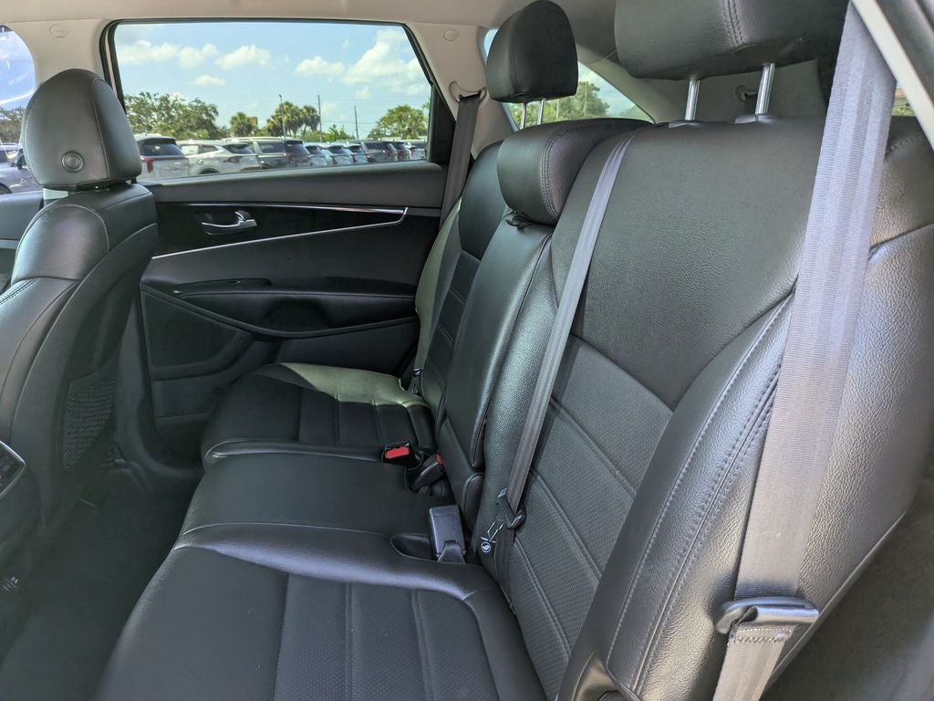 2020 Kia Sorento LX