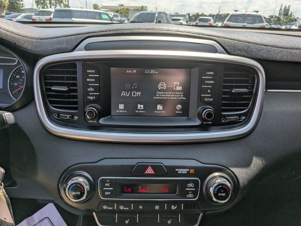 2020 Kia Sorento LX