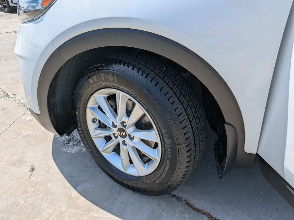 2020 Kia Sorento LX