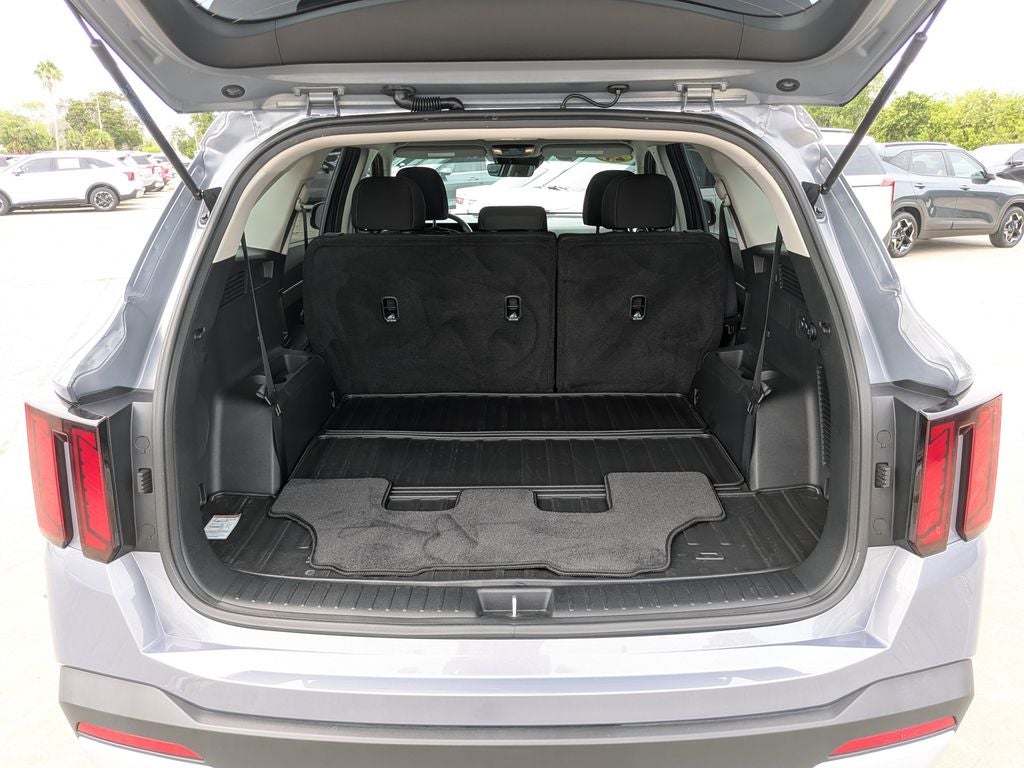 2024 Kia Sorento LX