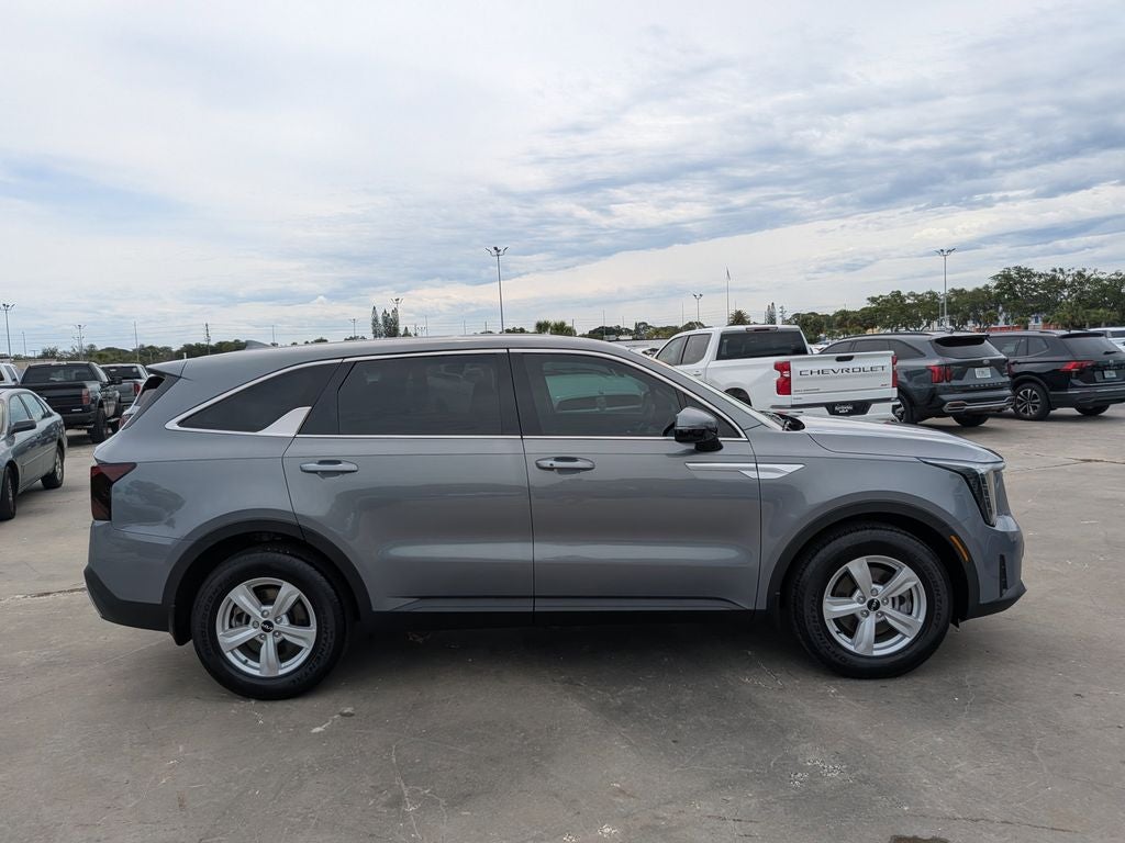 2024 Kia Sorento LX