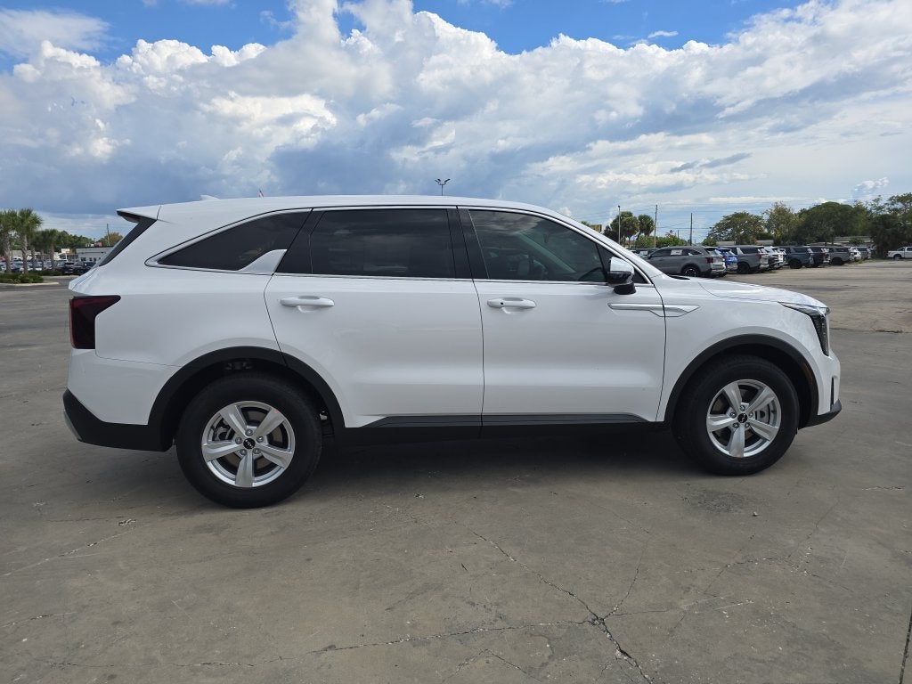 2026 Kia Sorento LX