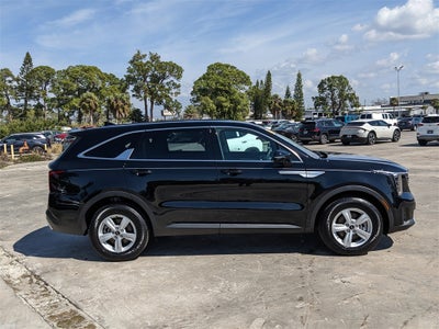 2025 Kia Sorento LX
