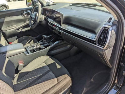 2025 Kia Sorento LX