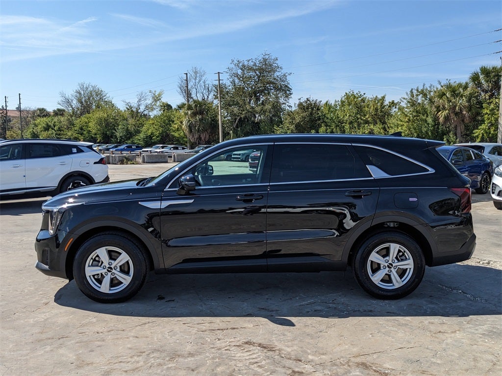 2025 Kia Sorento LX