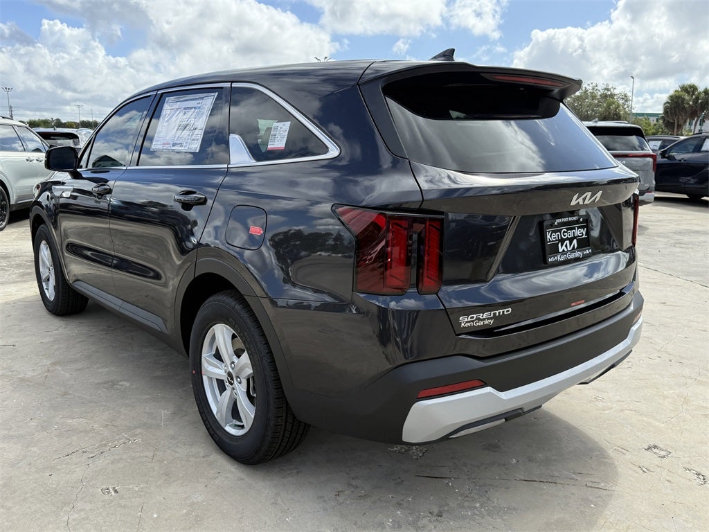 2026 Kia Sorento LX