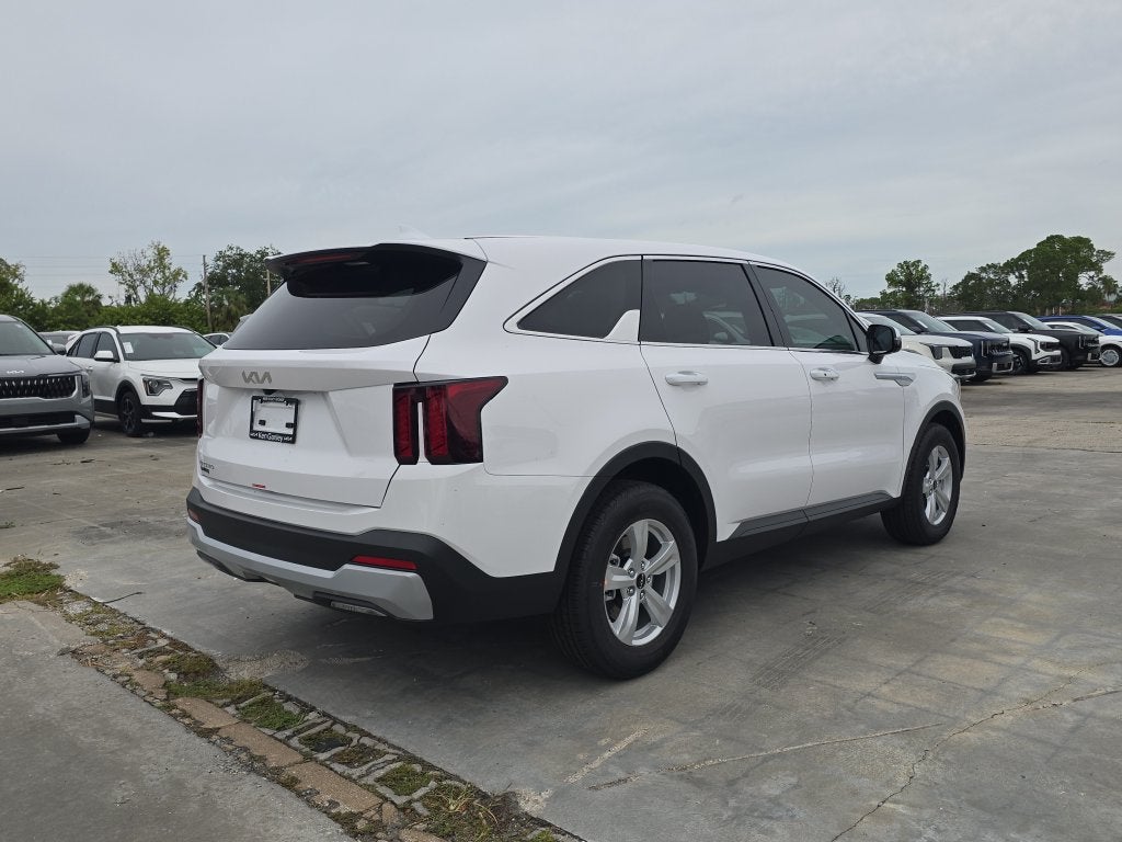 2026 Kia Sorento LX