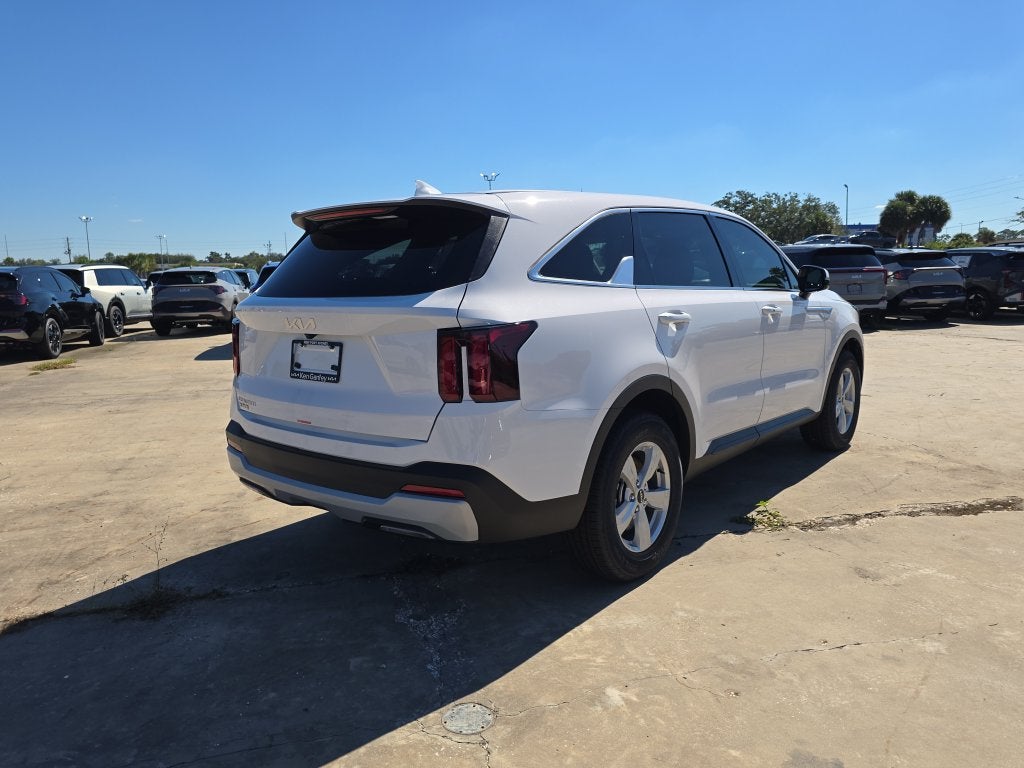 2026 Kia Sorento LX