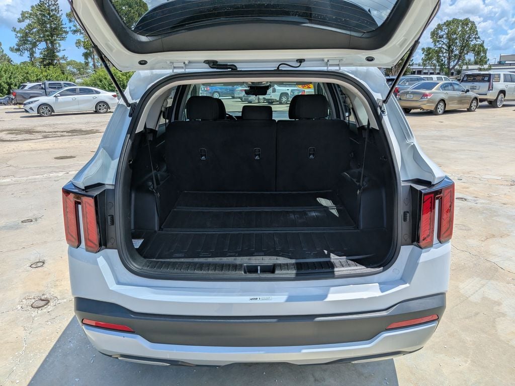 2024 Kia Sorento LX