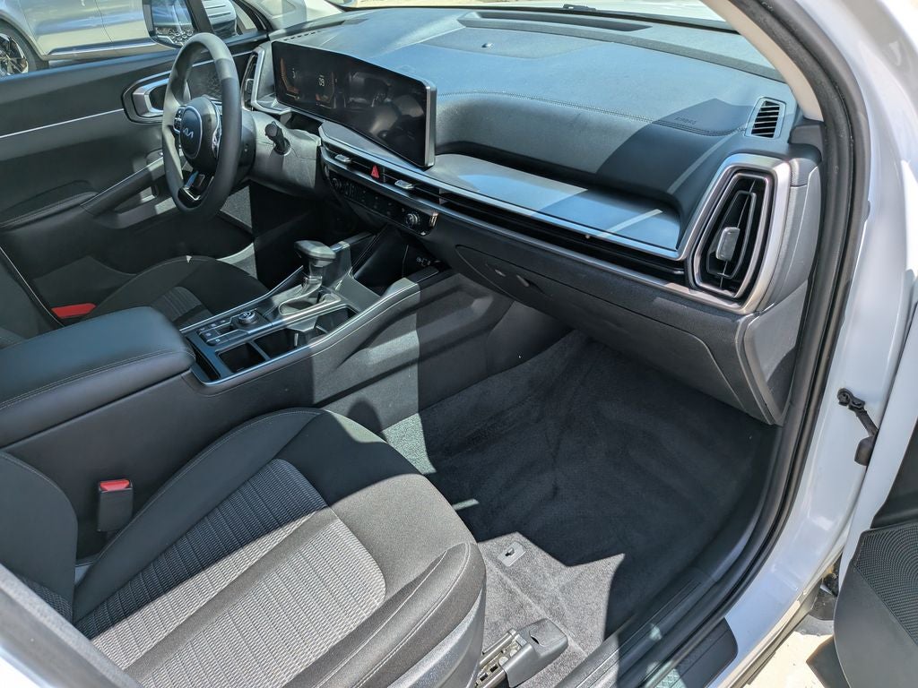 2024 Kia Sorento LX
