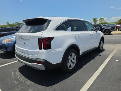 2024 Kia Sorento LX