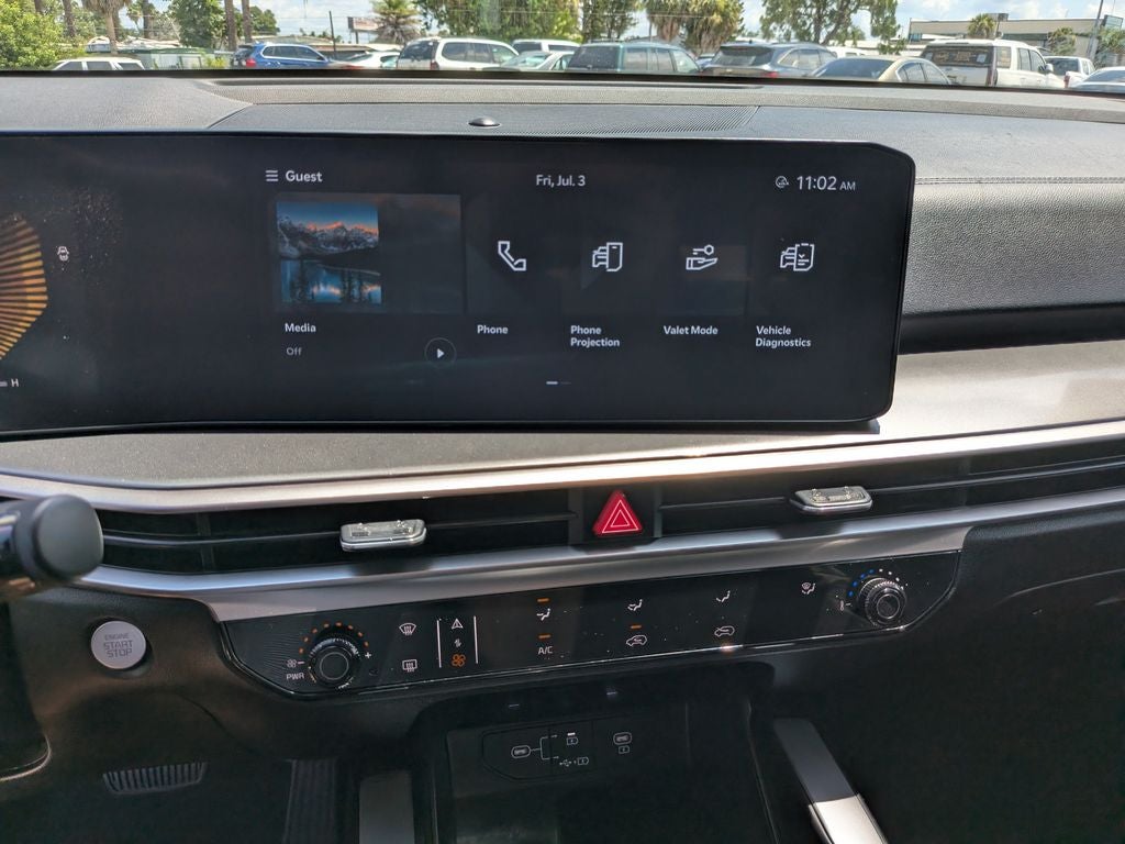 2024 Kia Sorento LX