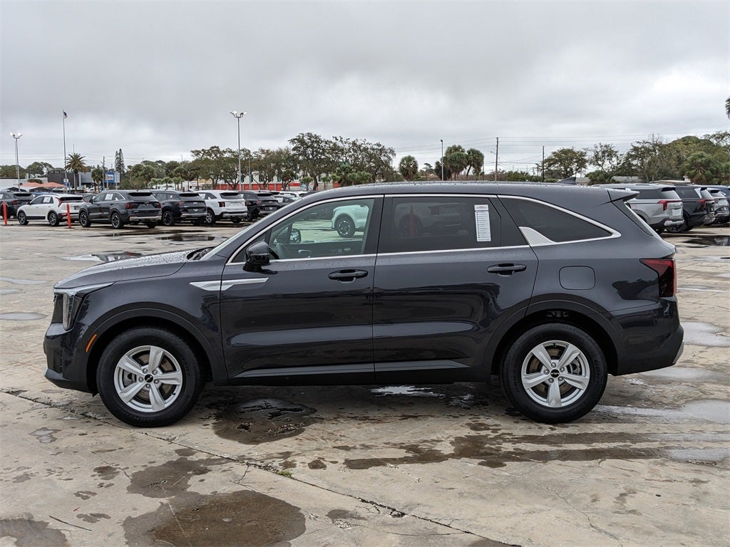 2025 Kia Sorento LX