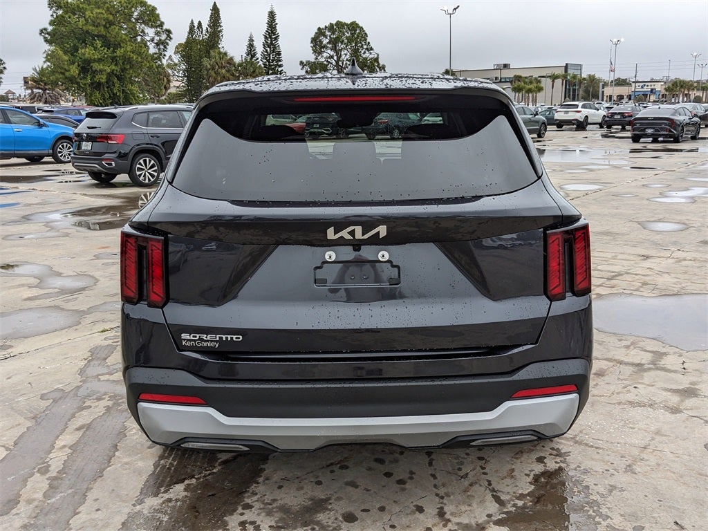 2025 Kia Sorento LX