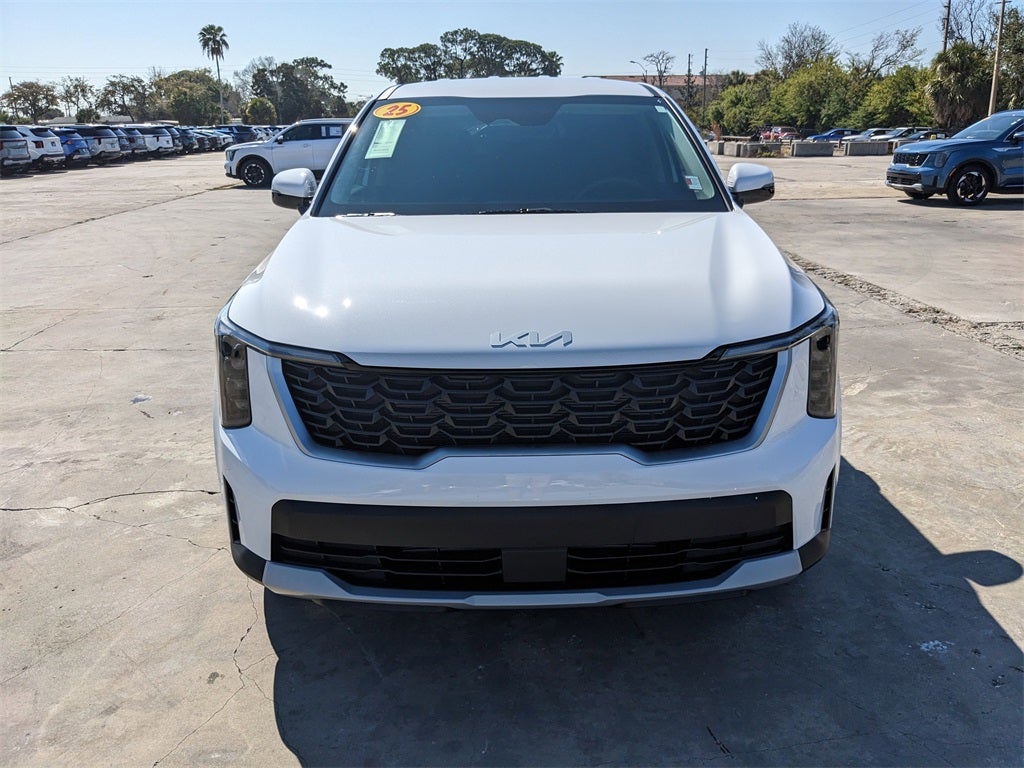 2025 Kia Sorento LX