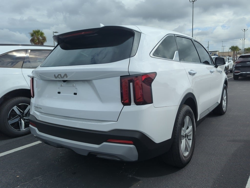 2025 Kia Sorento LX