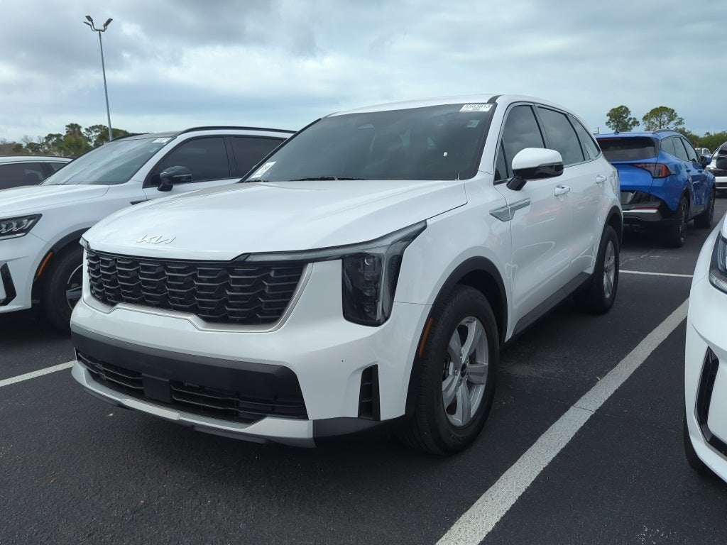2025 Kia Sorento LX