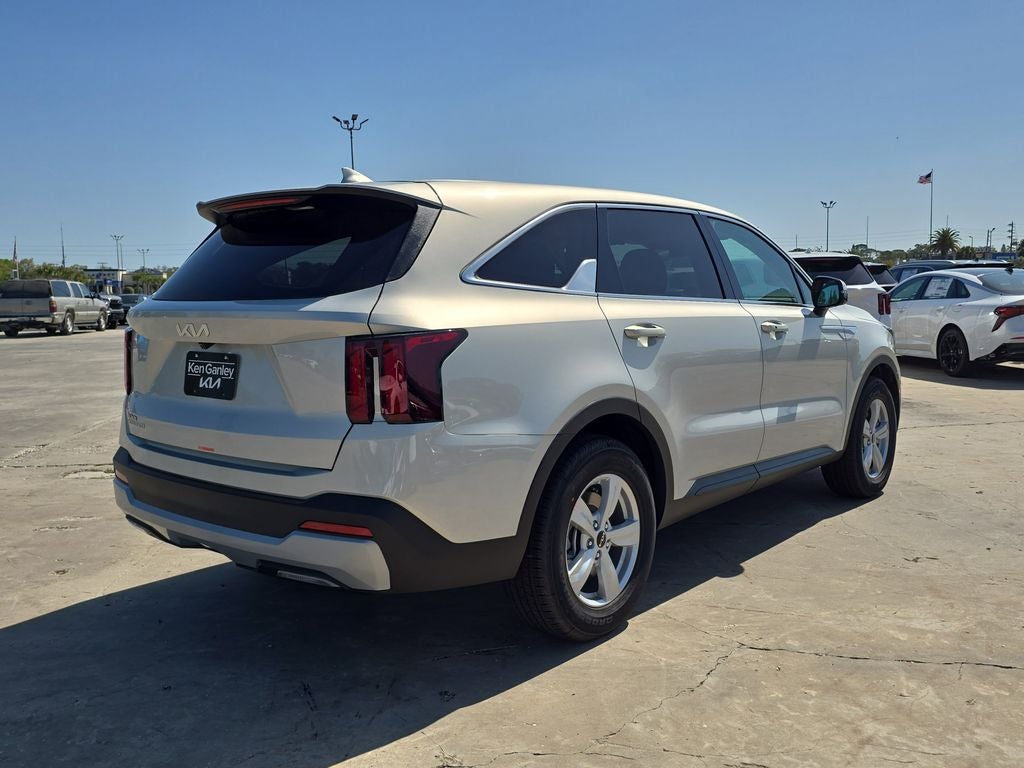 2026 Kia Sorento LX