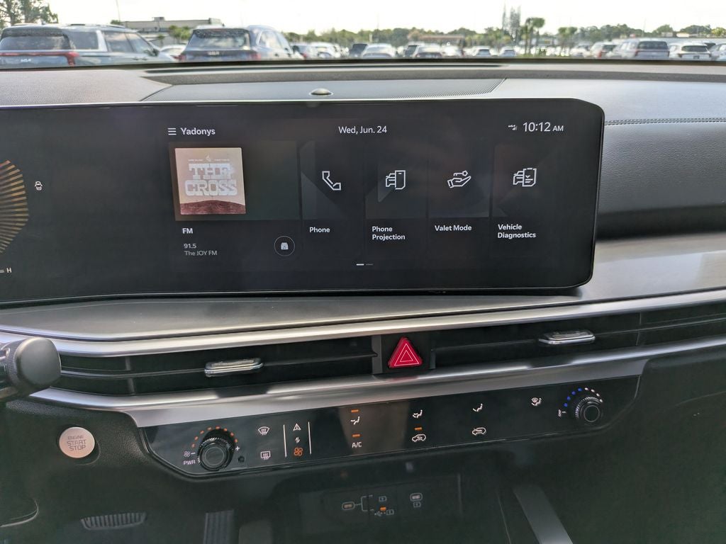 2025 Kia Sorento LX