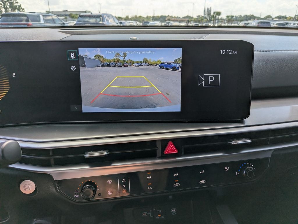 2025 Kia Sorento LX