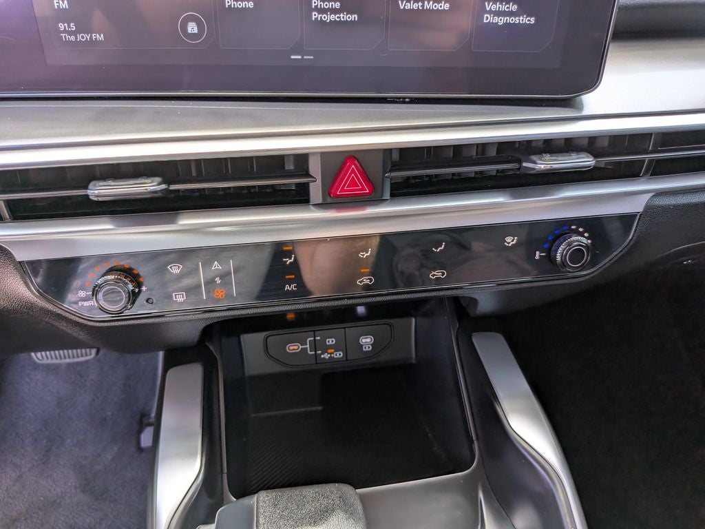 2025 Kia Sorento LX