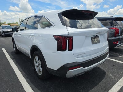 2025 Kia Sorento LX